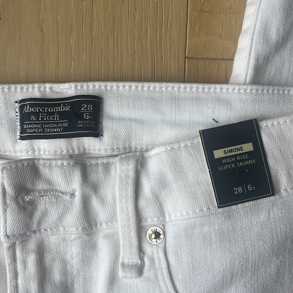 Abercrombie Simone Skinny Jeans - Picture 2 of 2